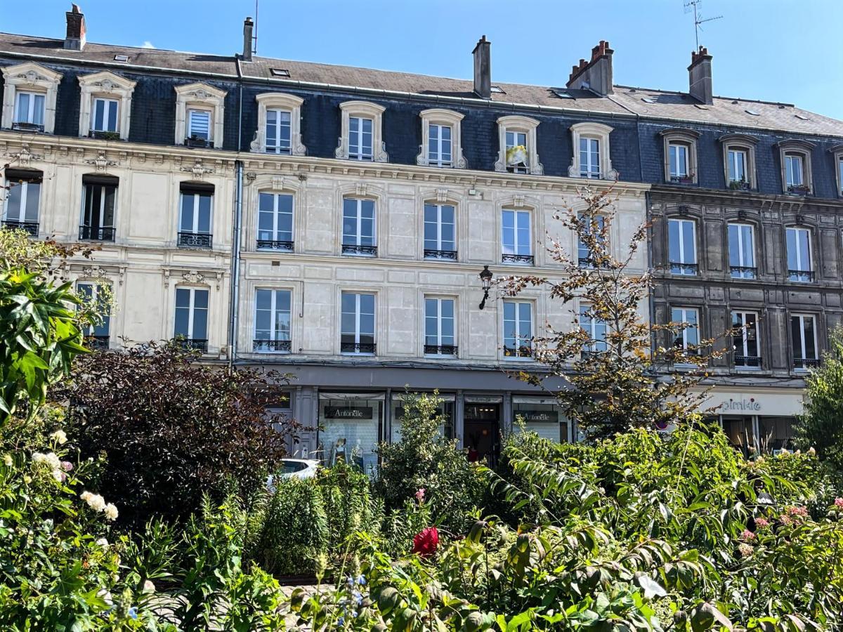 Appartement Exceptionnel En Ultra Centre Ville Compiègne Eksteriør billede